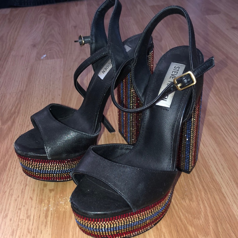 Steve Madden heel